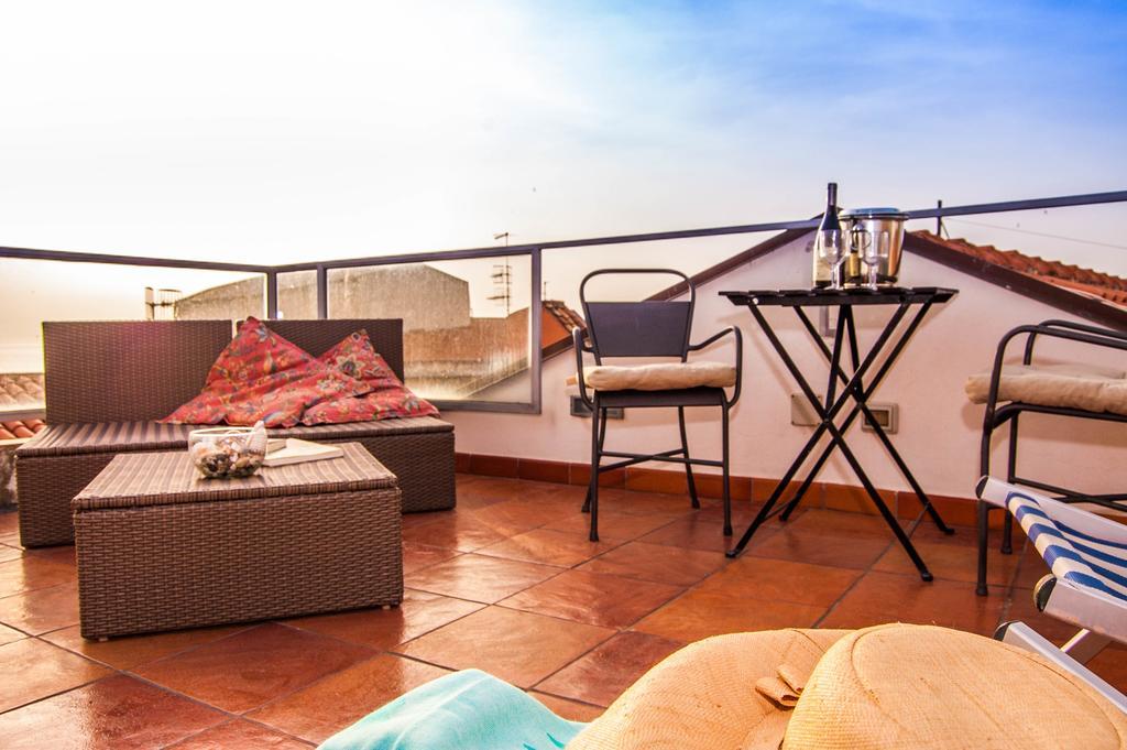 Penthouse Duomo Apartamento Cefalù Exterior foto