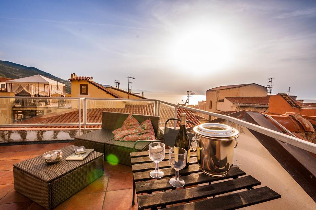 Penthouse Duomo Apartamento Cefalù Exterior foto