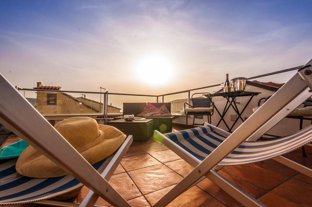 Penthouse Duomo Apartamento Cefalù Exterior foto