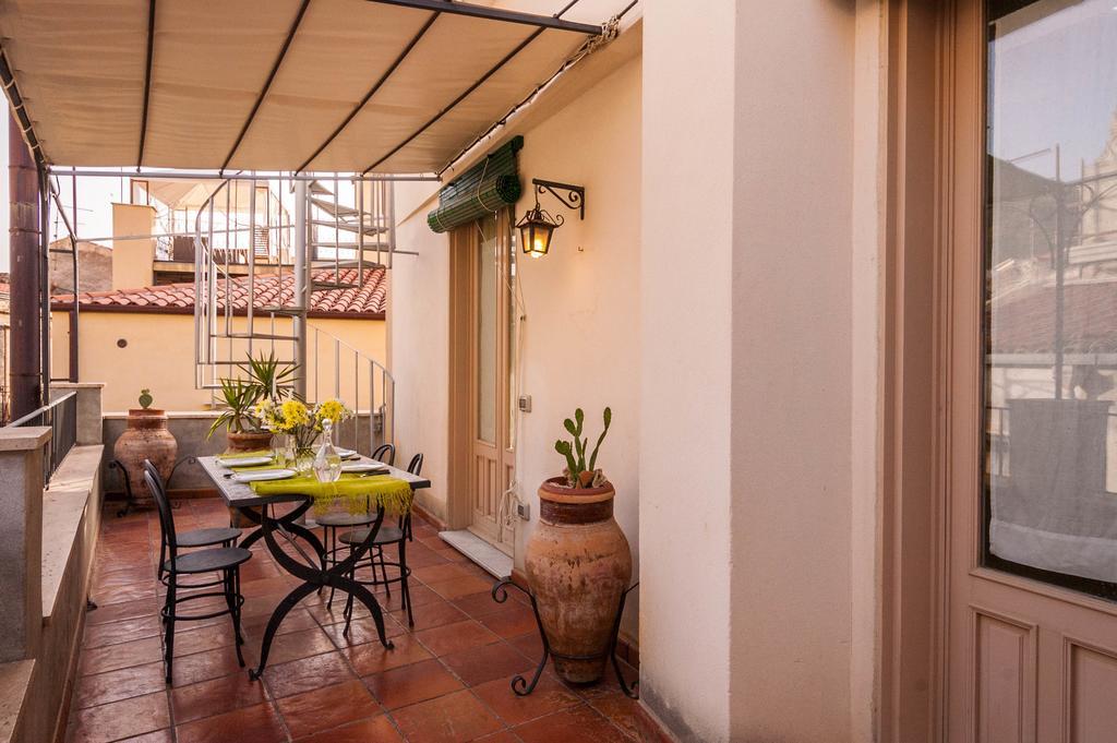 Penthouse Duomo Apartamento Cefalù Exterior foto